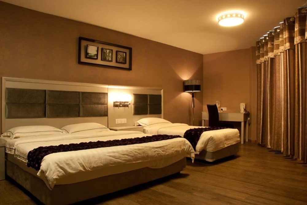 Euro Rich Hotel Melaka Екстер'єр фото